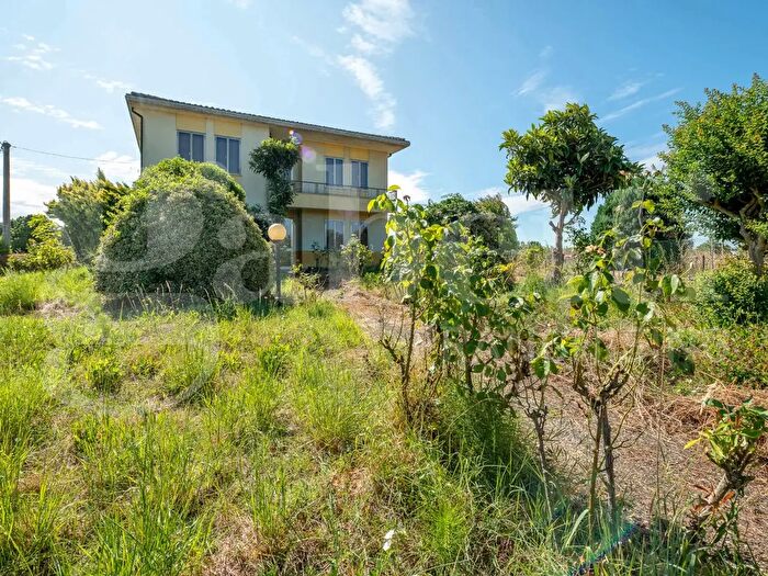 Casa con 7 locali in vendita in Via Grazia Deledda, Tribano