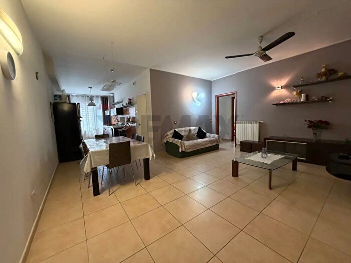 Appartamento con 5 locali in affitto in Viale Fiume, Viterbo