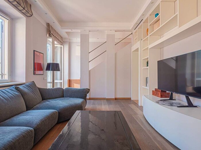 Appartamento trilocale in affitto in Corso Giuseppe Garibaldi, Lanza, Milano