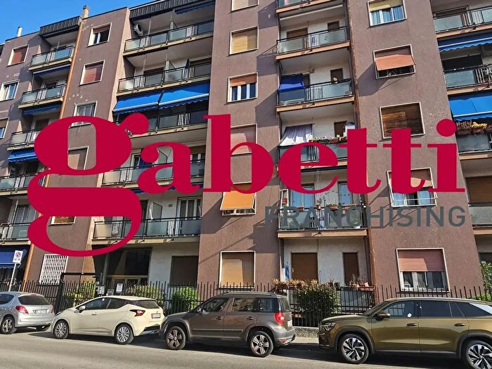 Appartamento quadrilocale in vendita in Via Leonardo da Vinci, Bresso