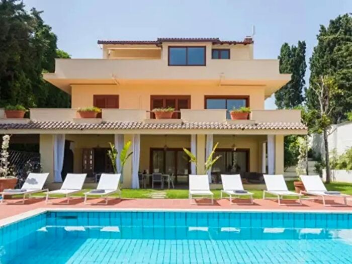 Casa con 6 locali in vendita in Via Castelforte, Palermo