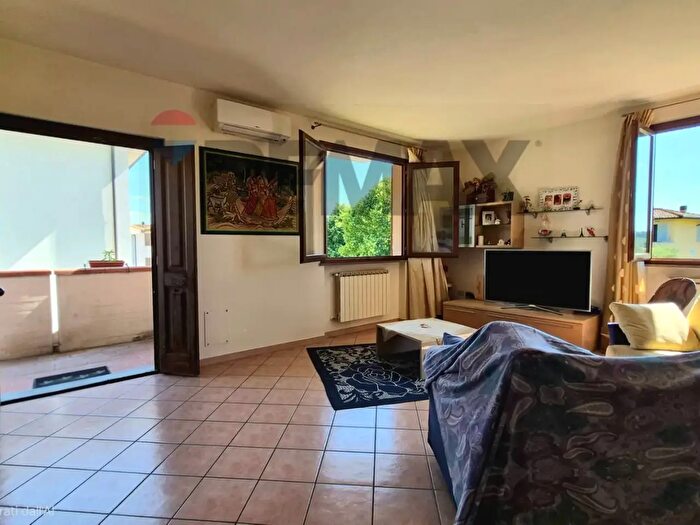Casa con 5 locali in vendita in Via Cerretana, Cerreto Guidi