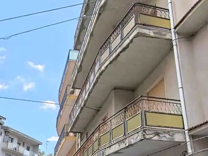 Appartamento quadrilocale in vendita in Via Modica Giarratana, Modica