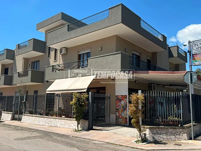 Casa con 5 locali in vendita in Via Salvatore Quasimodo, Lizzanello