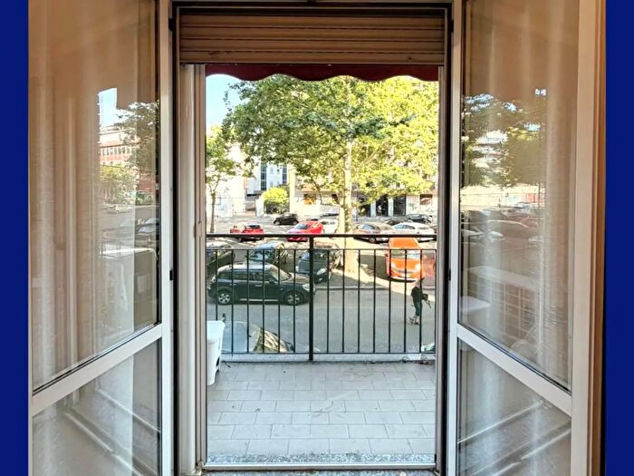 Appartamento bilocale in vendita in Via Osoppo, Milano