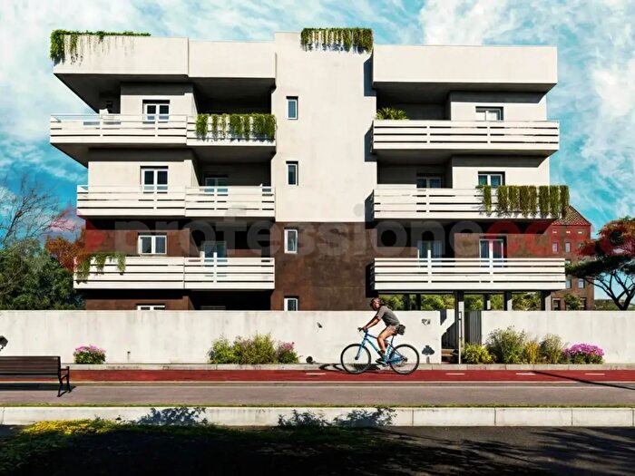 Appartamento trilocale in vendita in Piazza Capitaneo, Bari