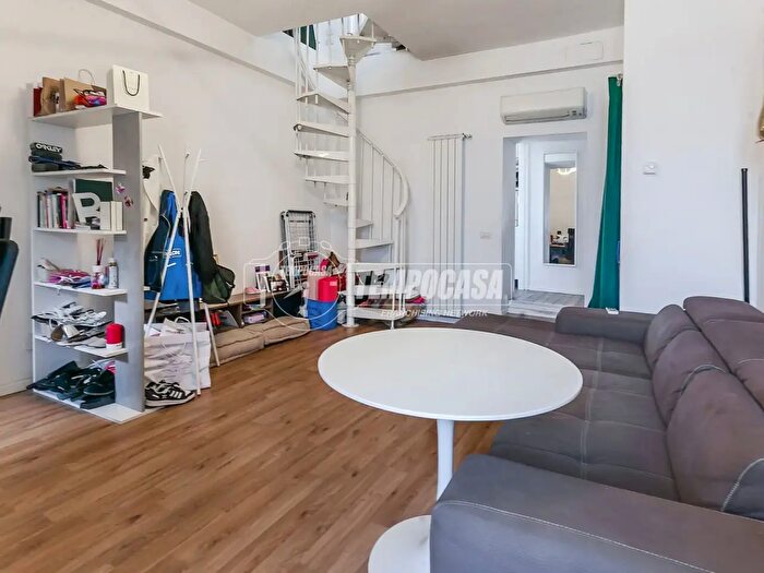 Appartamento bilocale in affitto in Via Abbadesse, Milano