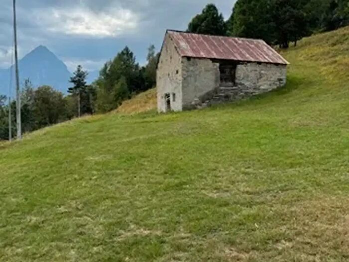 Casa bilocale in vendita in Località Bugliaga, Trasquera