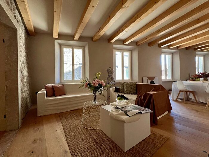 Case in Vendita e in Affitto - 3