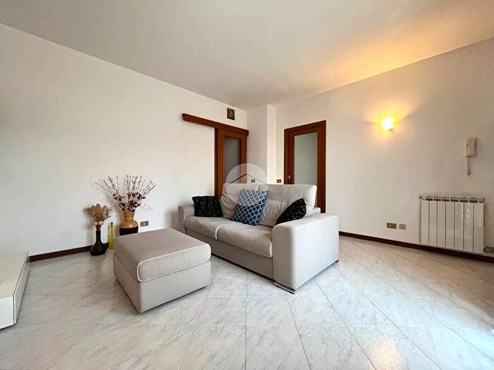 Appartamento trilocale in vendita in Via V Alfieri, Vigonovo