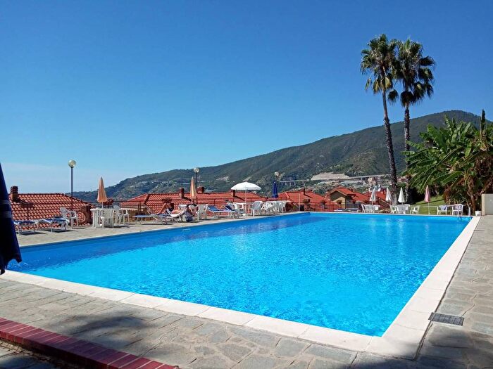 Appartamento monolocale in affitto in Via Padre Semeria, Ospedaletti