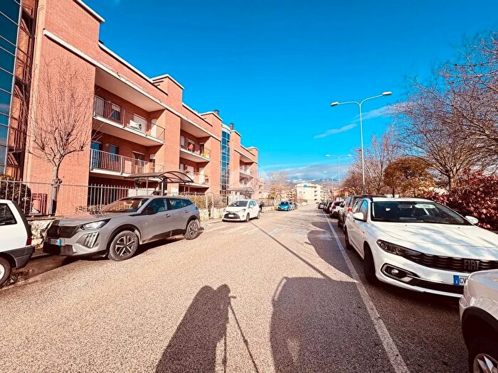 Appartamento bilocale in affitto in Ufficio Via Avezzano, LAquila