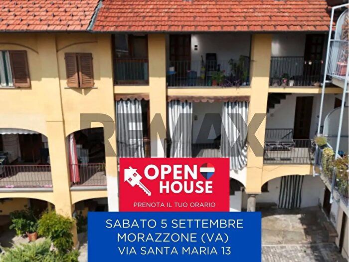 Appartamento con 6 locali in vendita in Via Santa Maria, Morazzone