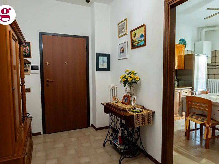 Appartamento quadrilocale in vendita in Via delle Gardenie, Vasto