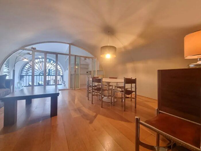 Appartamento trilocale in affitto in Via della Spada, Firenze