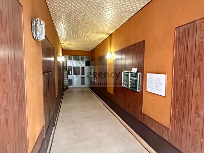 Appartamento trilocale in vendita in Corso Giuseppe Garibaldi, Reggio Calabria