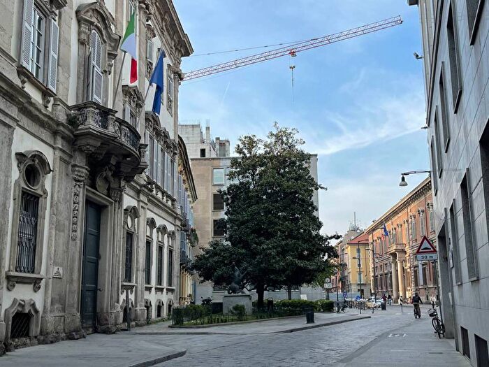 Appartamento con 5 locali in affitto in Via Brera, Brera, Milano