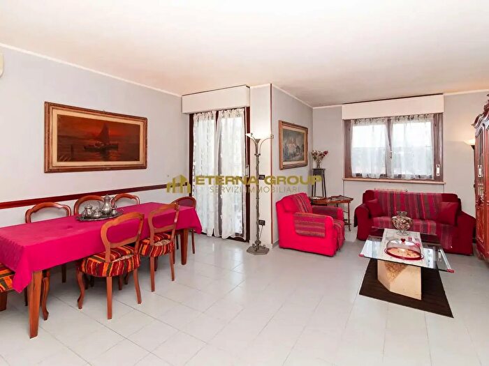 Appartamento quadrilocale in vendita in Via XXV Aprile, Nichelino