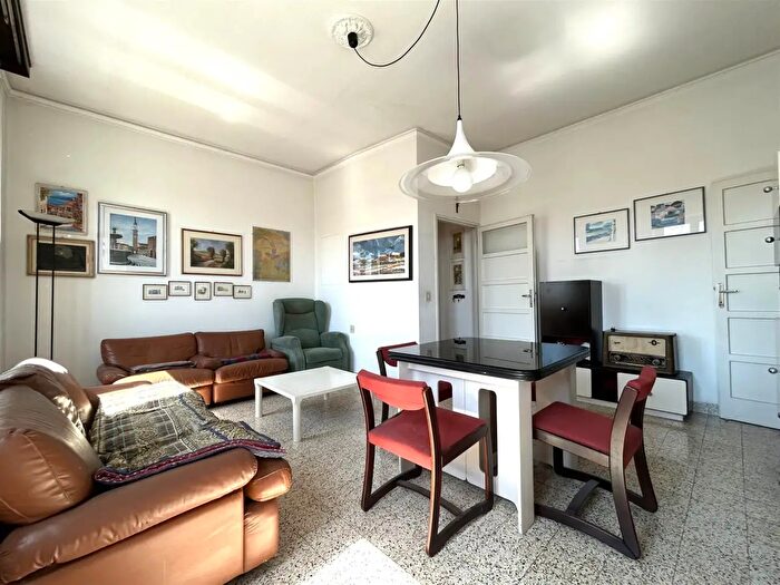 Appartamento con 6 locali in vendita in Via Granezza, Thiene