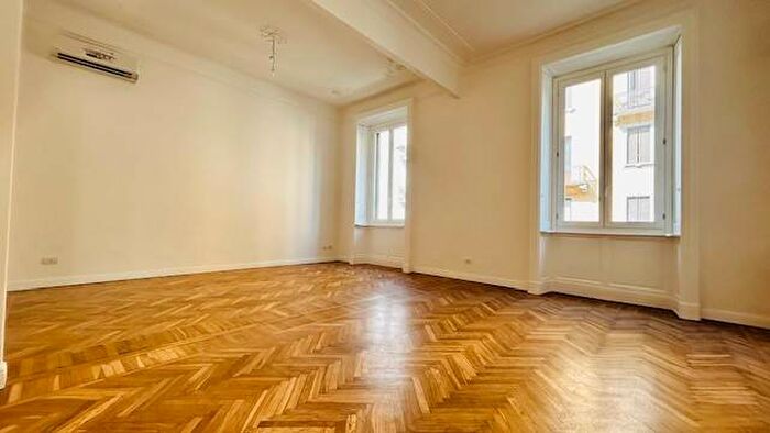 Appartamento quadrilocale in affitto in Via Spartaco, Cadore, Milano