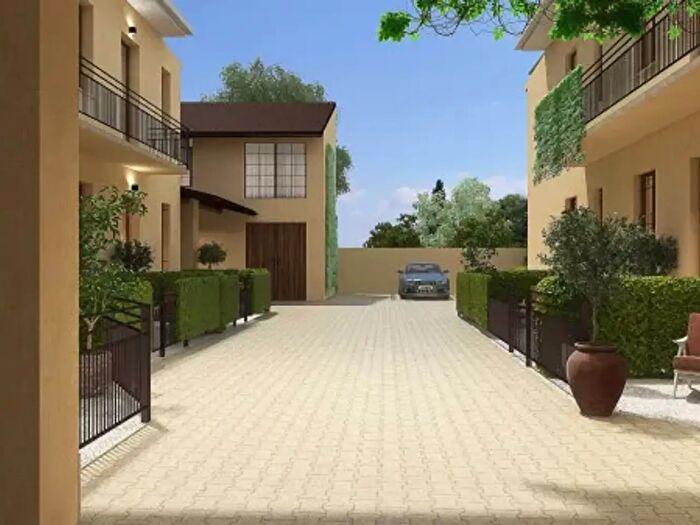 Appartamento trilocale in vendita in Via Giovanni Ferrario, Legnano