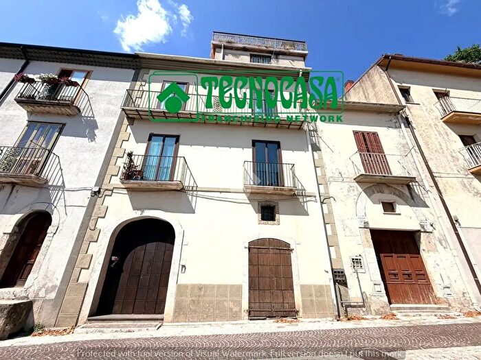 Appartamento quadrilocale in vendita in Via Lungara Ponticelli, Ospedaletto D'Alpinolo