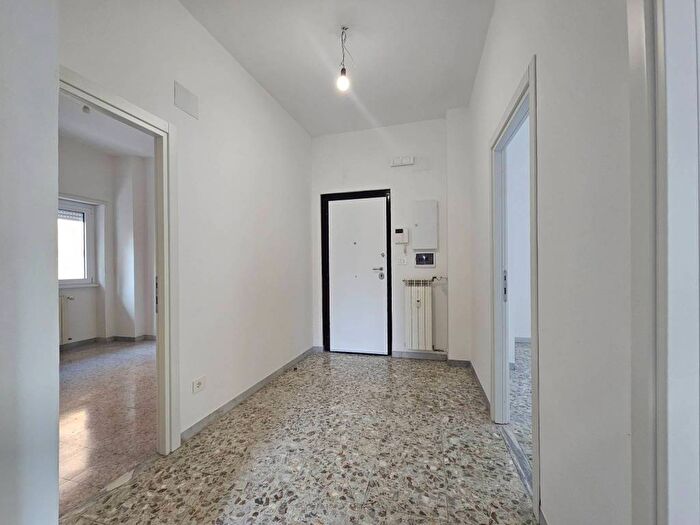 Appartamento quadrilocale in affitto in Piazzale del Caravaggio, Ardeatino Montagnola, Roma