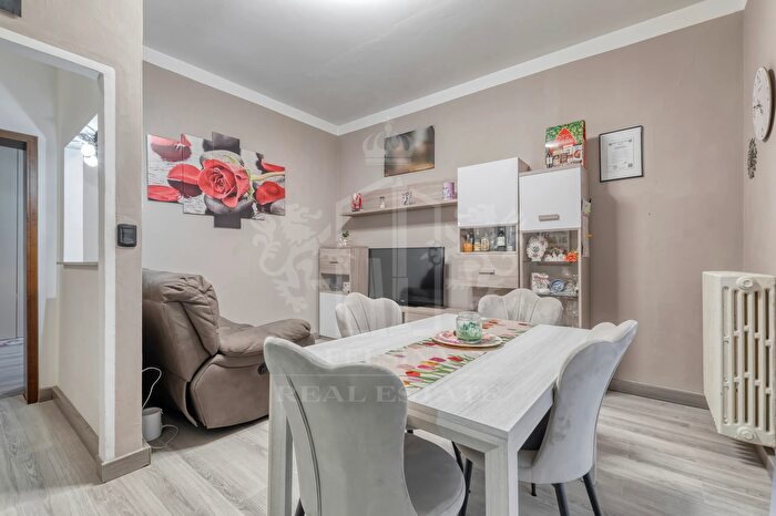 Appartamento trilocale in vendita in Via Giambologna, Bologna