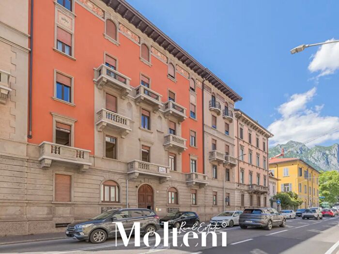 Appartamento quadrilocale in vendita in Via Leonardo da Vinci, Lecco