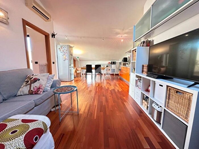 Appartamento bilocale in affitto in Via osoppo, Ponte Crencano, Verona