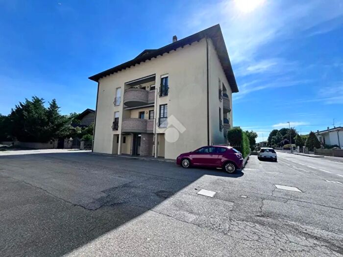 Appartamento trilocale in vendita in Via I Maggio, Malalbergo