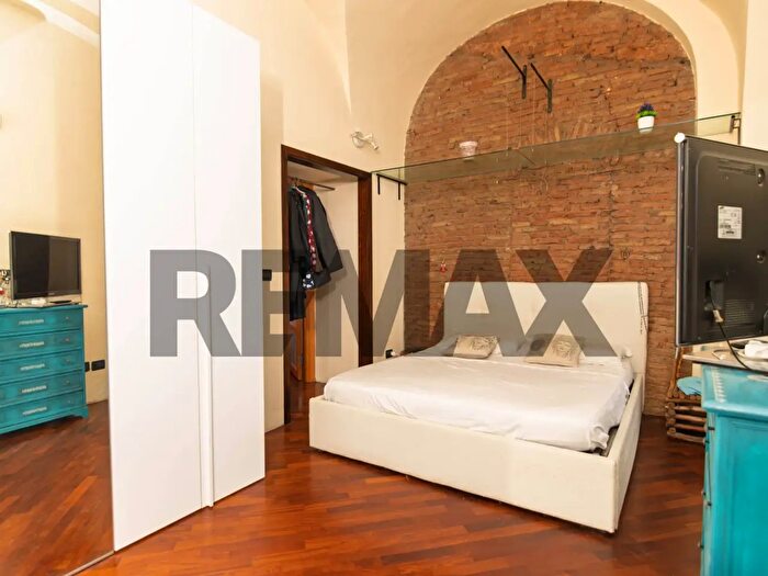 Appartamento con 7 locali in vendita in Via Antonino di Sangiuliano, Catania