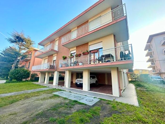 Appartamento con 5 locali in vendita in Via Giuseppe Luigi Lagrangia, Rimini