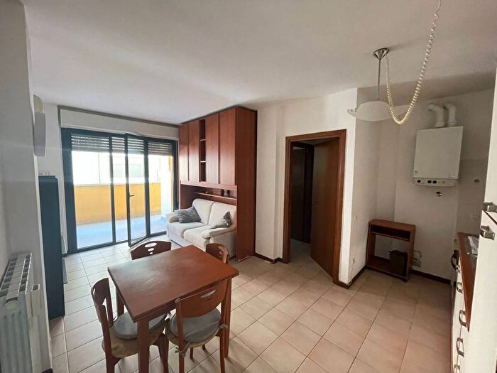 Appartamento monolocale in affitto in Vicolo Rocca, Centro Storico, Lissone