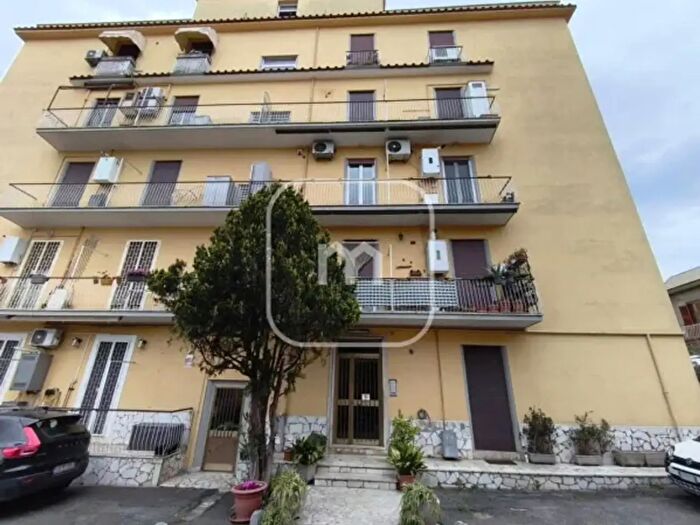 Appartamento trilocale in vendita in Via del Fringuello a, Roma