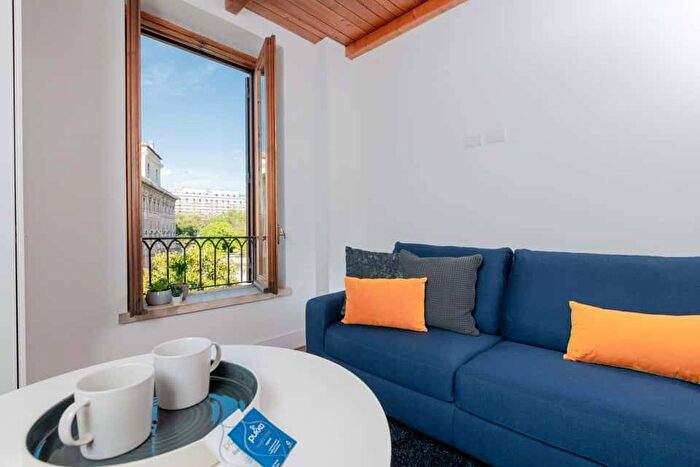 Appartamento bilocale in affitto in Via delle Quattro Fontane, Barberini, Roma