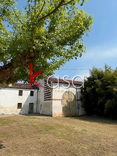 Casa con 9 locali in vendita in Via Giovanni Spello, Poiana Maggiore