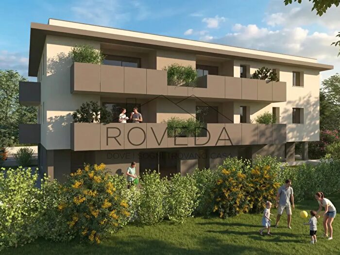 Appartamento trilocale in vendita in Via Peschiere, Casier