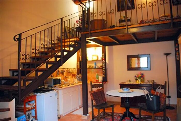 Casa bilocale in vendita in Via delle Logge Montefiascone, Montefiascone