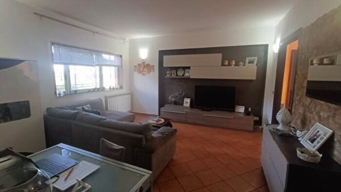 Appartamento quadrilocale in vendita in Via Michele Federico Sciacca, Giarre