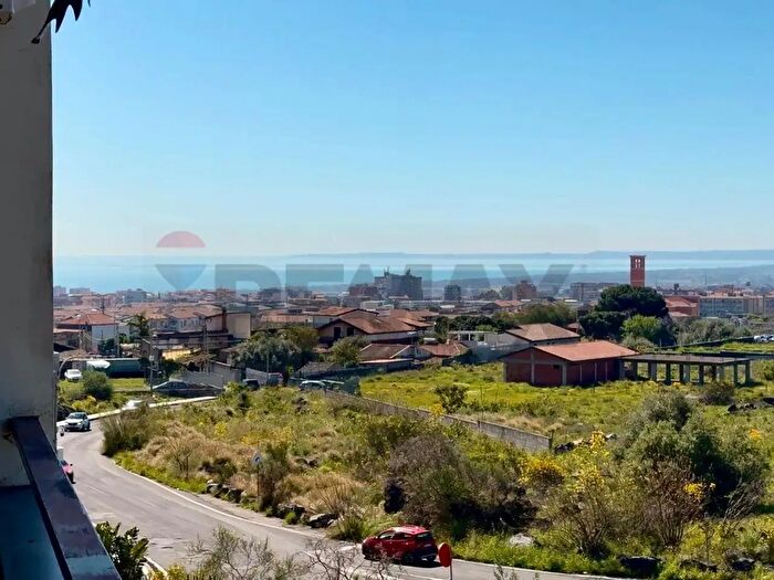 Appartamento quadrilocale in vendita in Via Giuseppe Antonio Borgese, Catania