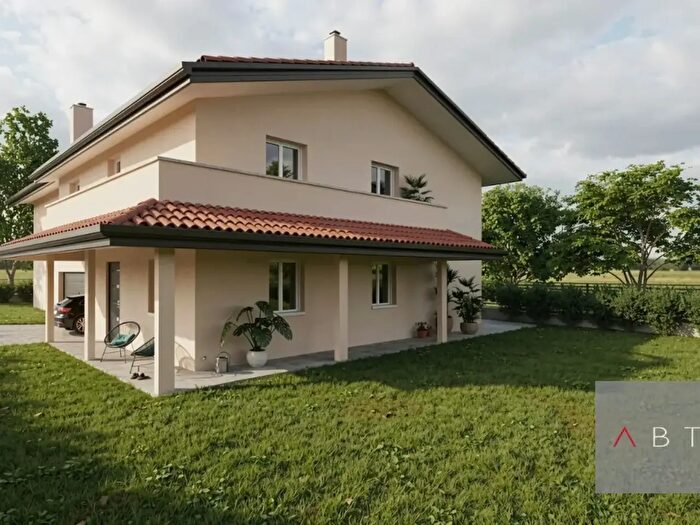 Appartamento trilocale in vendita in Santa Giustina In Colle