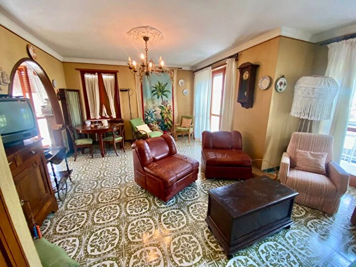 Appartamento quadrilocale in vendita in Via Giuseppe Francesco Medail Bardonecchia, Bardonecchia