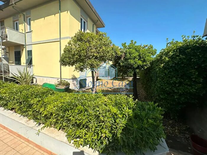 Appartamento bilocale in vendita in Carrara