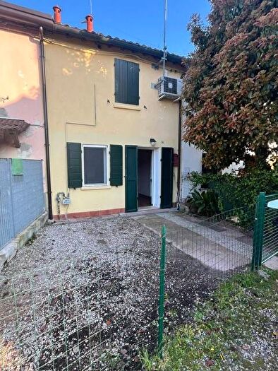 Appartamento bilocale in affitto in Via Chiesa, Fabbri Fossanova, Ferrara