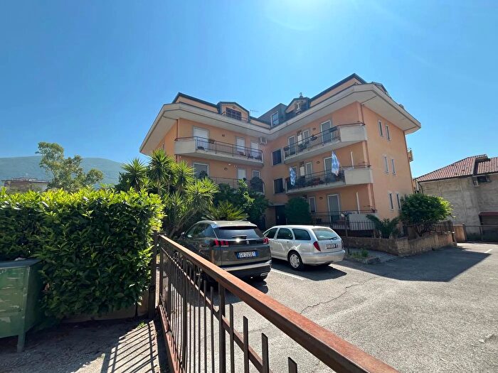 Casa trilocale in vendita in Via Vincenzo di Matteo, Piedimonte Matese