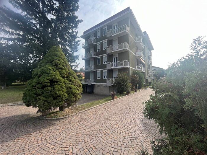 Appartamento trilocale in affitto in Via Leonardo da Vinci, Golasecca