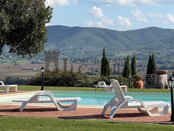 Casa con 6 locali in vendita in Cantagallina, Castiglione Del Lago