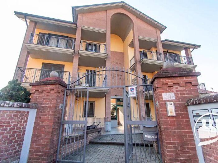 Appartamento con 6 locali in vendita in Via Rivalta, Beinasco