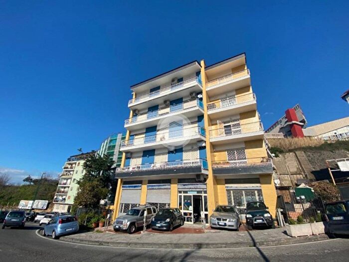 Appartamento monolocale in affitto in Via Michelangelo da Caravaggio, Fuorigrotta, Napoli